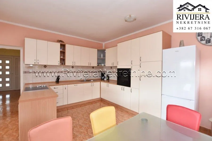 Prodaja, kuća, 280m², Bijela, Herceg Novi
