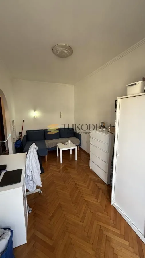 Rent, studio apartment, 21m², Stari Grad, Beograd