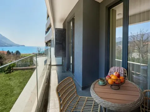 Rent, one bedroom apartment, 51m², Bečići, Budva - image 15