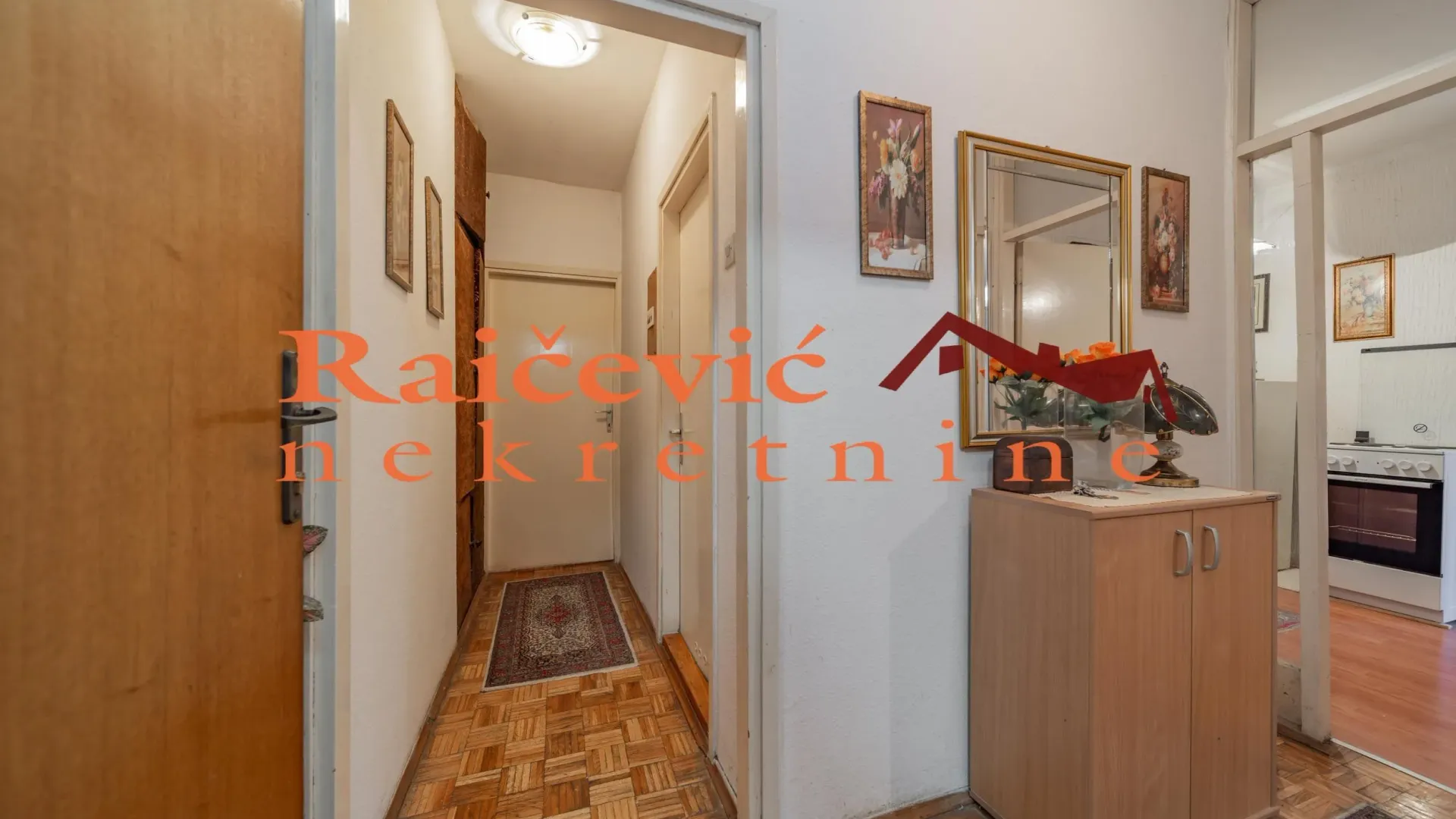 Prodaja, dvosoban stan, 67m², Labudovo Brdo, Beograd