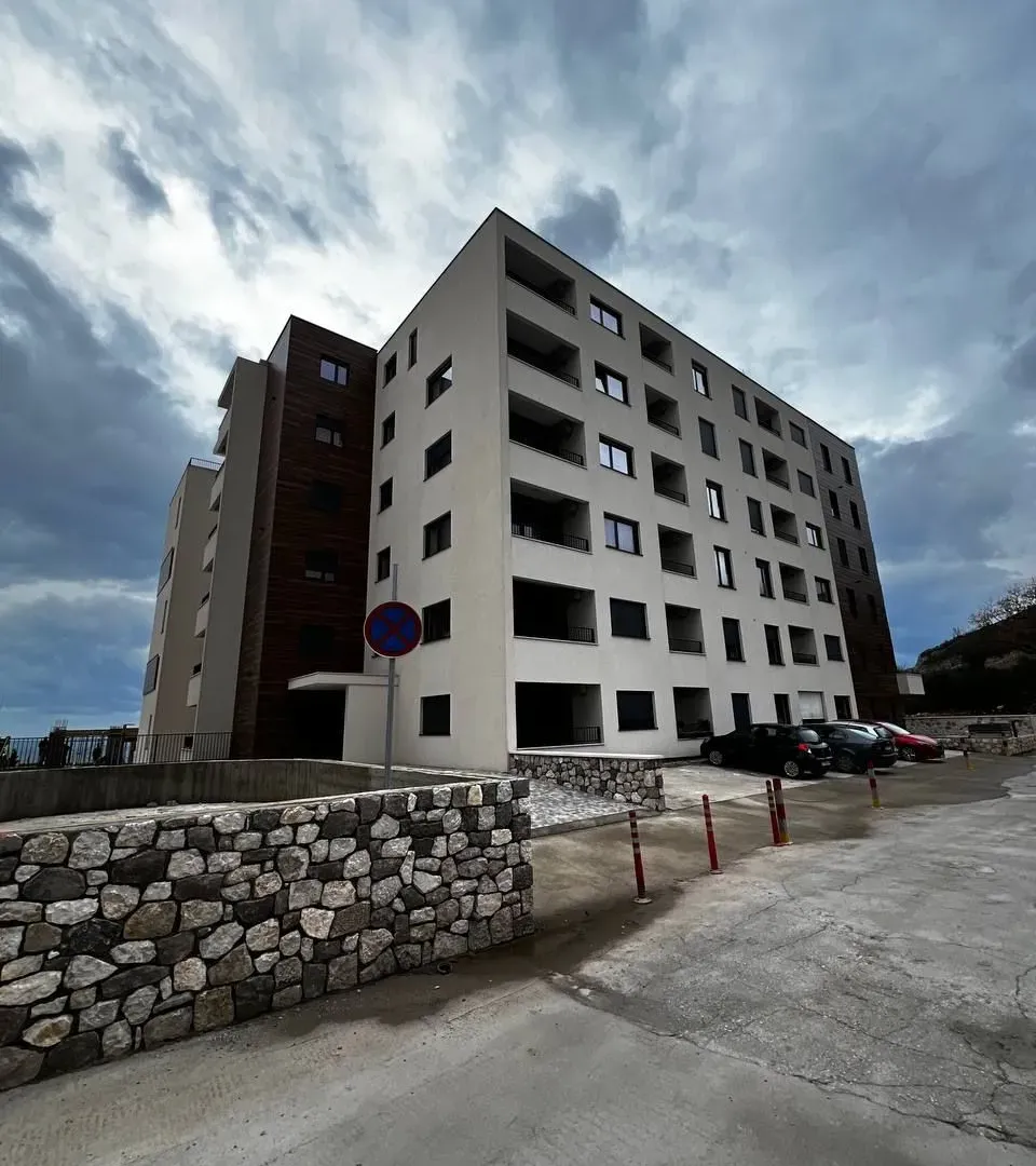 Prodaja, jednosoban stan, 44m², Bečići, Budva