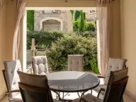 Izdavanje, dvosoban stan, 75m², Luštica Bay, Tivat - image 1