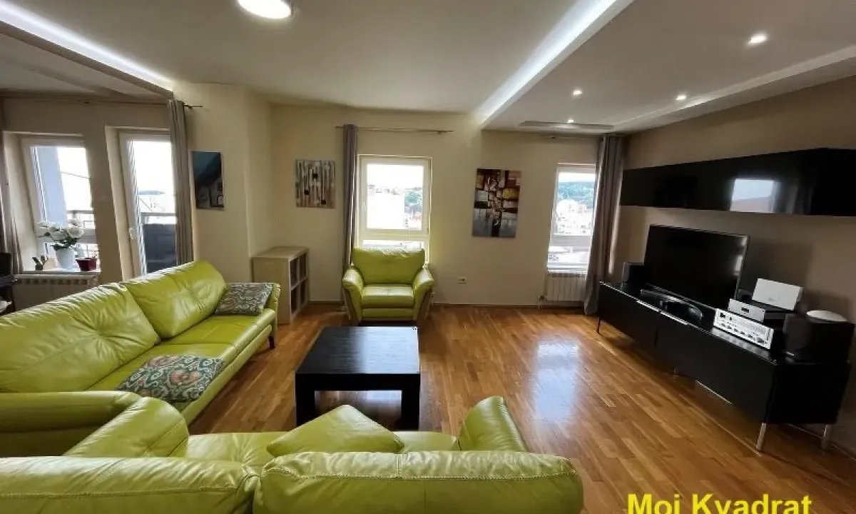 Sale, four bedroom apartment, 160m², Lion, Zvezdara Sve Podlokacije