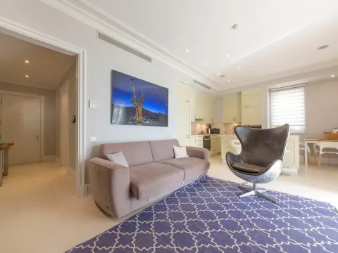 Prodaja, jednosoban stan, 90m², Porto Montenegro, Tivat - image 5
