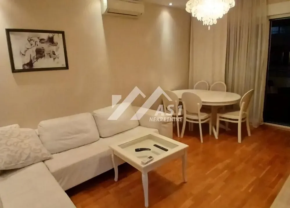 Izdavanje, trosoban stan, 76m², Liman 3, Novi Sad Sve Podlokacije