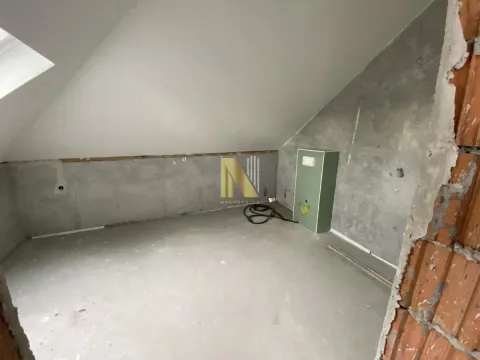 Prodaja, kuća, 304m², Centar, Žabljak - image 22