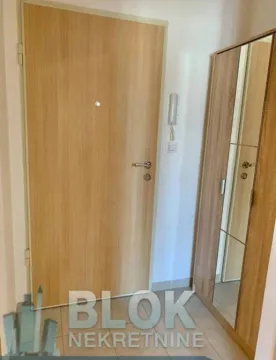 Izdavanje, jednosoban stan, 46m², Stari Aerodrom, Podgorica - image 2