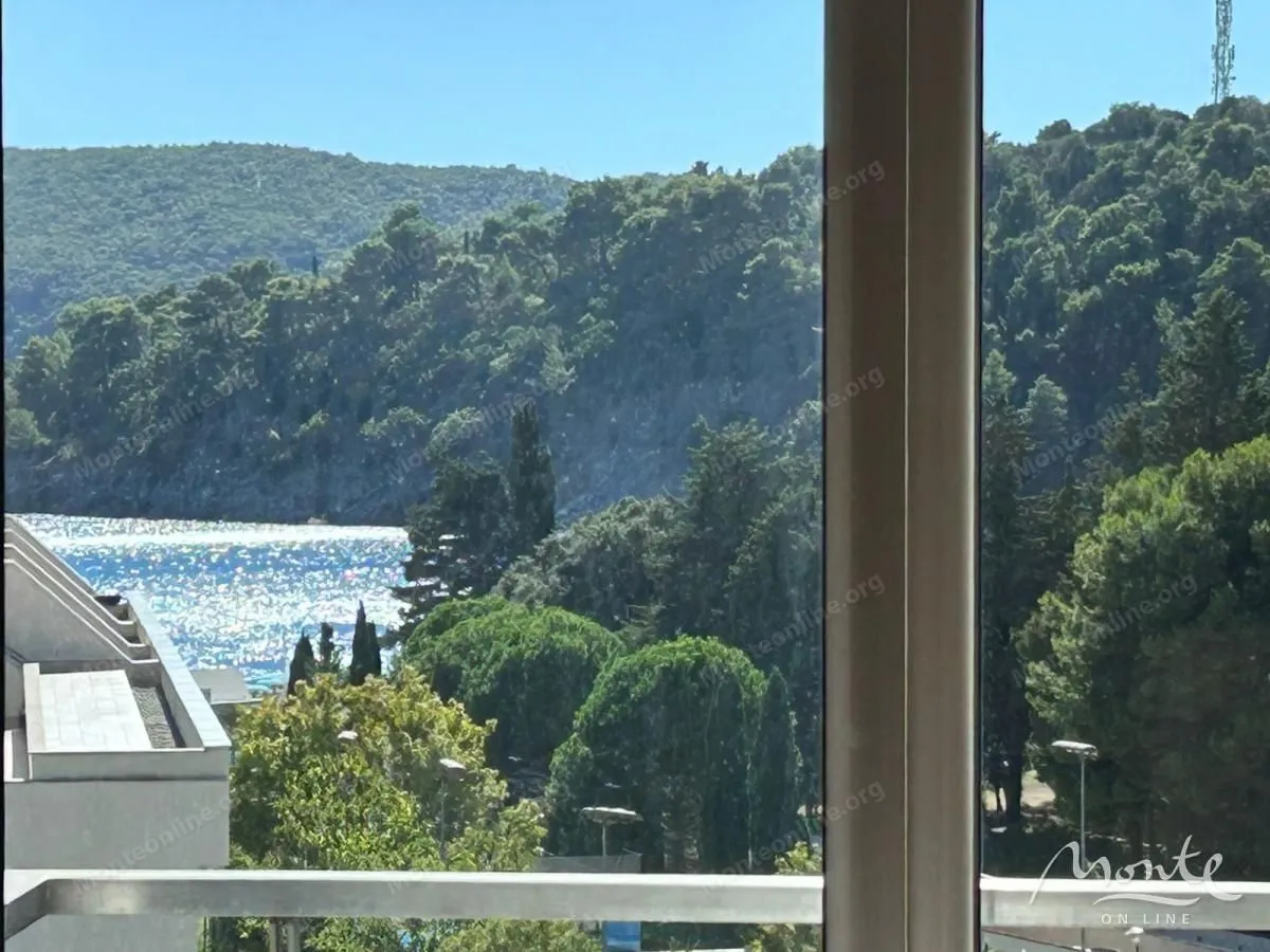 Prodaja, dvosoban stan, 84m², Bečići, Budva