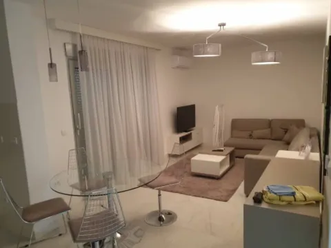 Sale, one bedroom apartment, 52m², Budva, Crna Gora - image 4