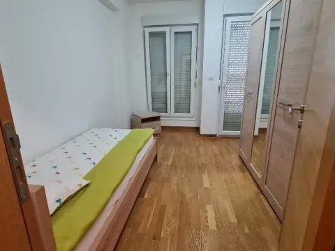 Rent, two bedroom apartment, 68m², City Kvart, Podgorica - image 5