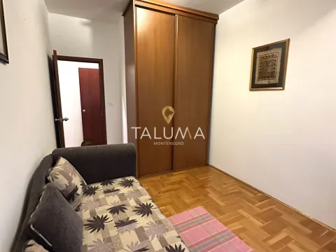 Rent, two bedroom apartment, 62m², Blok 9, Podgorica - image 9