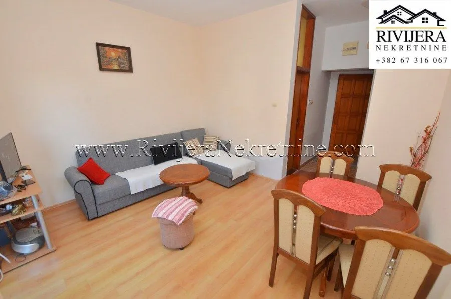 Prodaja, dvosoban stan, 47m², Baošići, Herceg Novi