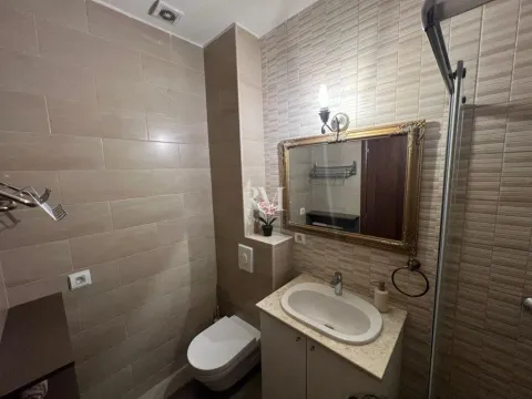Prodaja, jednosoban stan, 47m², Pod Kuk, Tivat - image 10