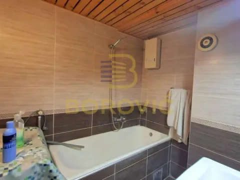 Izdavanje, trosoban stan, 80m², Savski Venac, Beograd - image 9