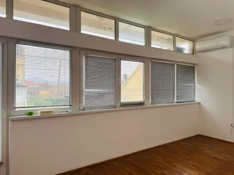 Sale, two bedroom apartment, 84m², Autobuska stanica, Podgorica - image 8