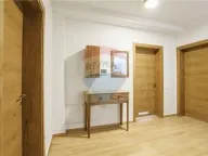 Izdavanje, kuća, 700m², Krašići, Tivat - image 18