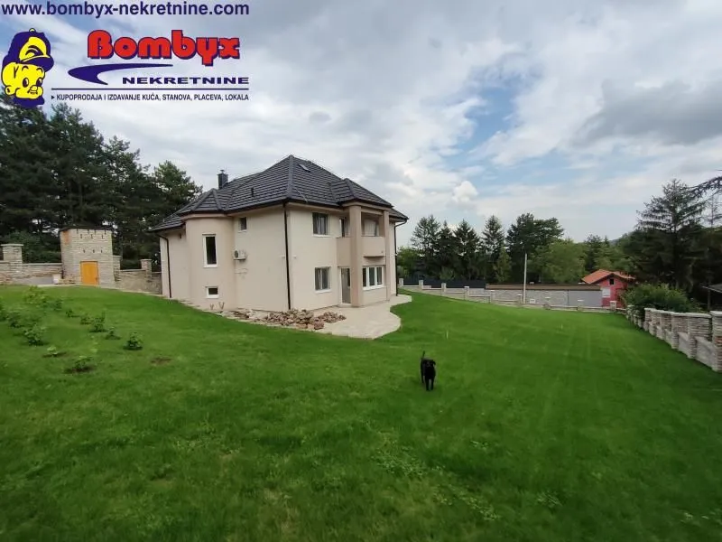 Prodaja, kuća, 300m², Sremska Kamenica, Petrovaradin