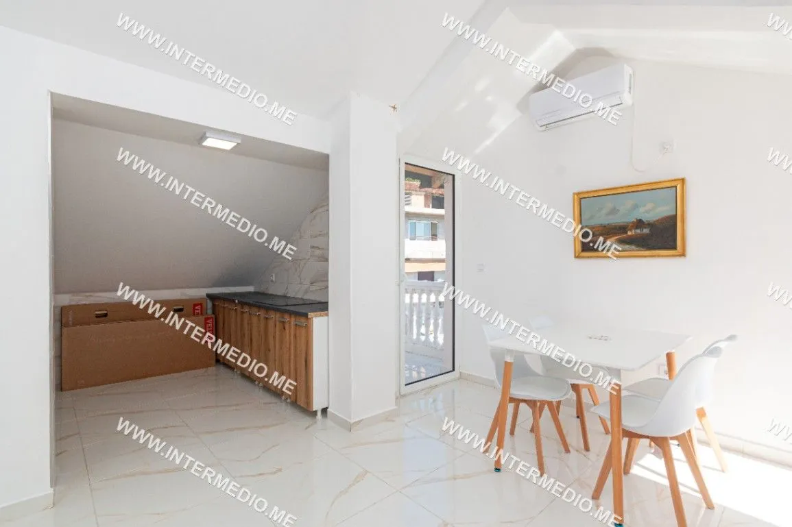 Prodaja, garsonjera, 36m², Centar, Herceg Novi