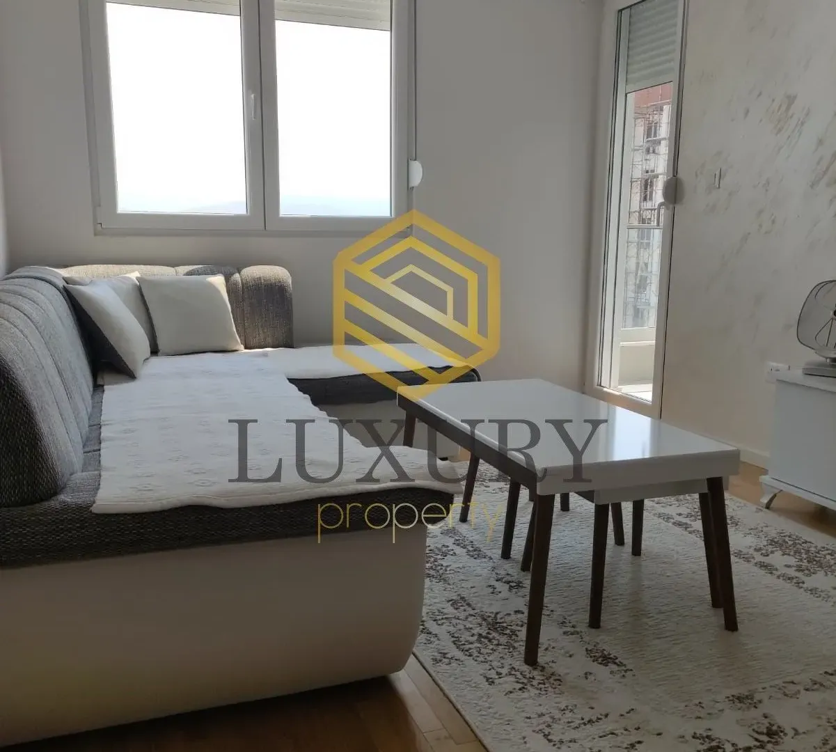 Izdavanje, jednosoban stan, 43m², Stari Aerodrom, Podgorica