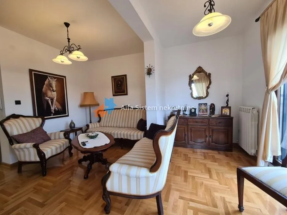 Rent, four bedroom apartment, 112m², Autokomanda, Voždovac Sve Podlokacije