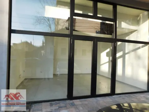 Izdavanje, poslovni prostor, 30m², Centar, Kragujevac - image 4