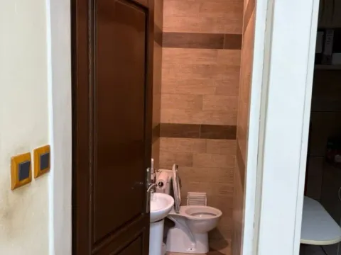 Izdavanje, poslovni prostor, 55m², Stari Grad Kotor, Kotor - image 8