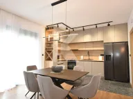 Izdavanje, kuća, 190m², Tološi, Podgorica - image 10