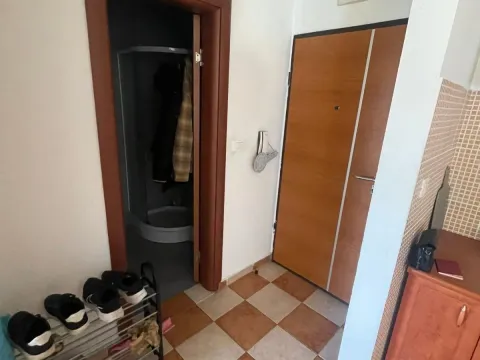 Stan-na-dan, jednosoban stan, 36m², 1 maj, Podgorica - image 4