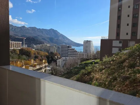 Sale, two bedroom apartment, 82m², Bečići, Budva - image 12