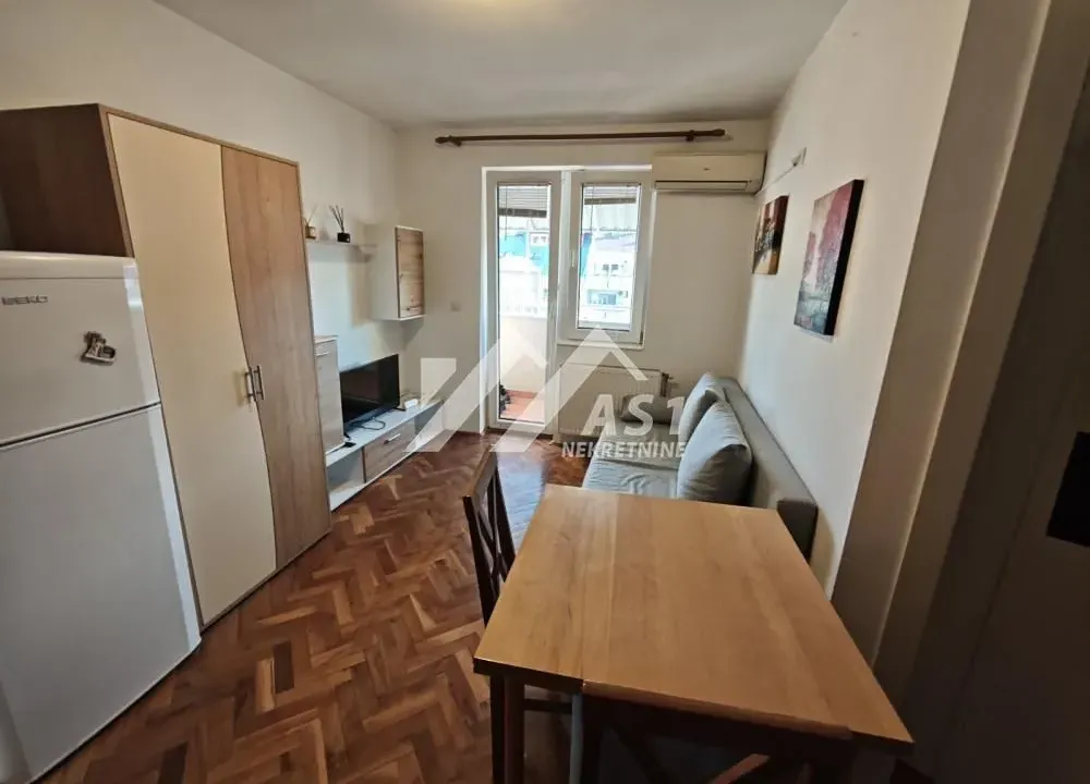 Izdavanje, jednosoban stan, 34m², Nova Detelinara, Novi Sad Sve Podlokacije