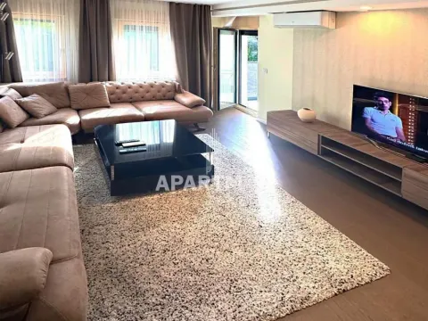 Rent, two bedroom apartment, 72m², Vračar Hram, Vračar Sve Podlokacije