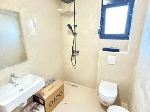 Sale, one bedroom apartment, 53m², Dobra Voda, Budva - image 3