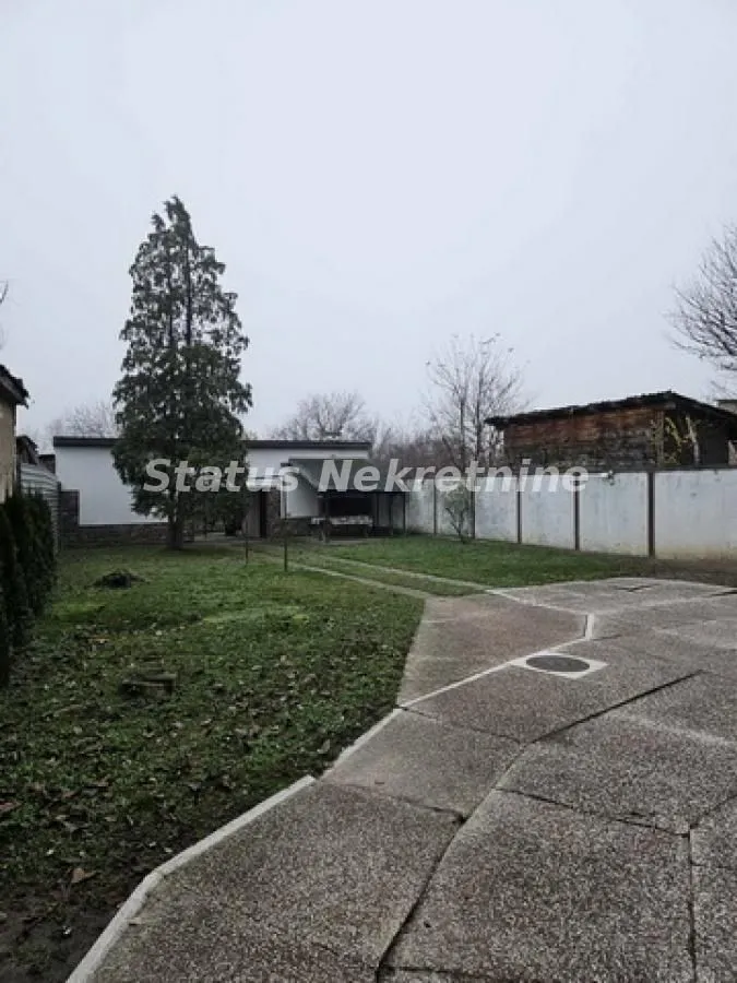 Prodaja, kuća, 260m², Kać, Novi Sad Sve Podlokacije