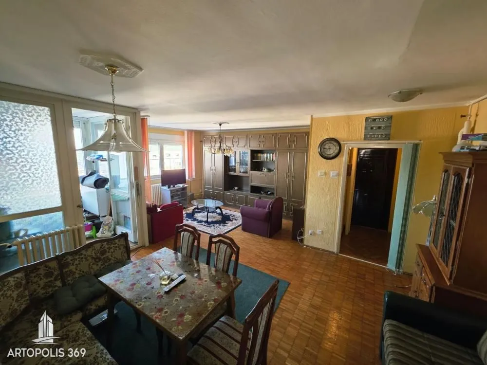Prodaja, jednosoban stan, 56m², Skojevsko Naselje, Beograd