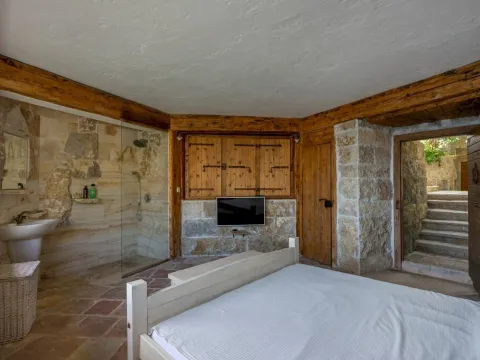 Sale, house, 200m², Reževići, Budva - image 32