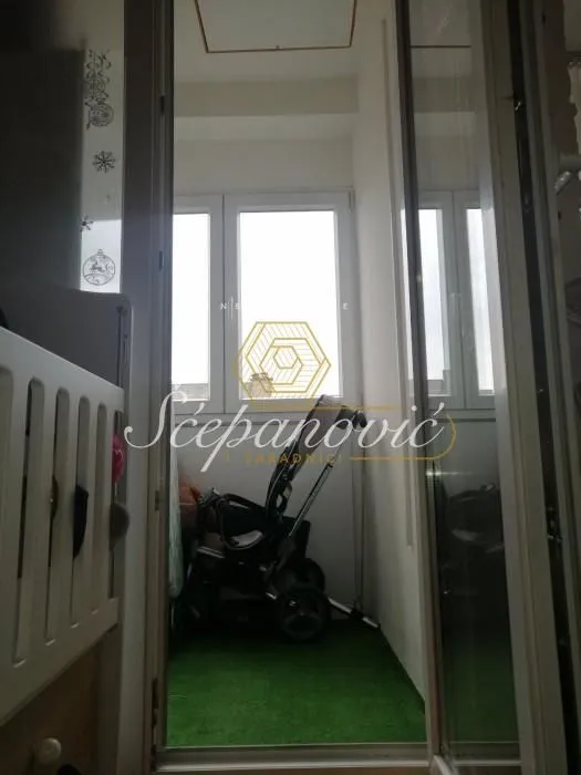 Prodaja, jednosoban stan, 39m², Banatić, Novi Sad Sve Podlokacije