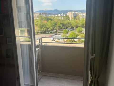 Rent, one bedroom apartment, 40m², Central Point, Podgorica - image 4