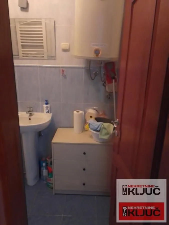 Prodaja, jednosoban stan, 28m², Bulevar Oslobodjenja, Novi Sad Sve Podlokacije