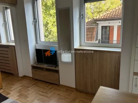 Rent, apartment, 40m², Stari Grad, Beograd - image 4