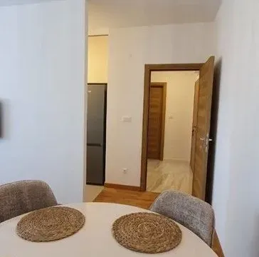 Izdavanje, jednosoban stan, 46m², Zabjelo, Podgorica - image 8