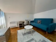 Izdavanje, kuća, 300m², Vranići, Podgorica - image 12