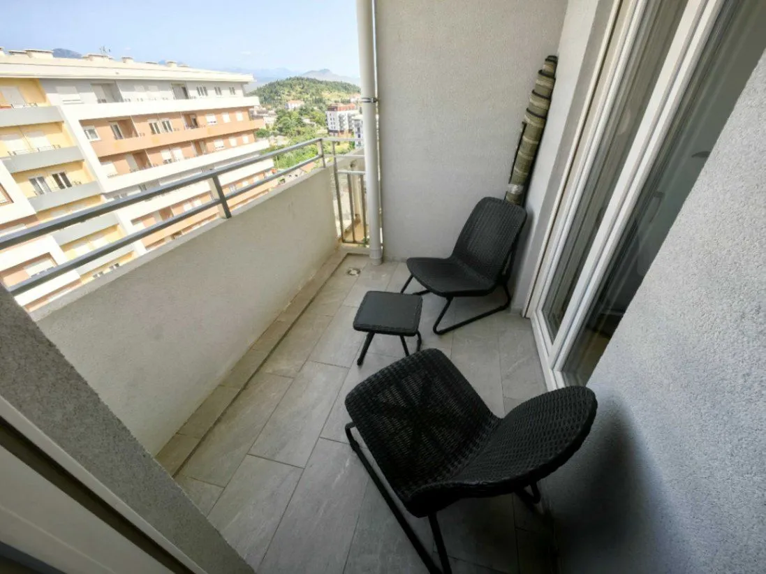 Prodaja, jednosoban stan, 49m², Central Point, Podgorica