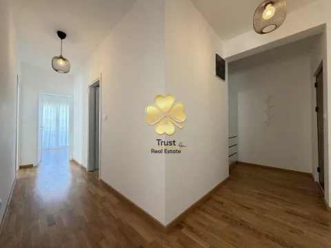 Izdavanje, dvosoban stan, 70m², Zagorič, Podgorica - image 8