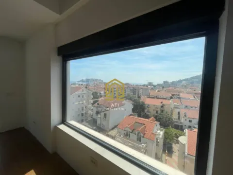 Prodaja, trosoban stan, 130m², Budva, Crna Gora - image 4