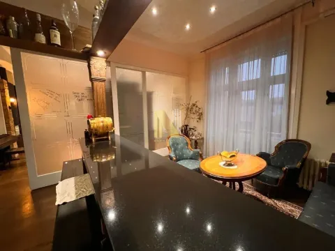 Izdavanje, poslovni prostor, 135m², Centar, Novi Sad - image 14