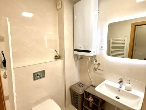 Rent, one bedroom apartment, 48m², New City, Podgorica - image 8