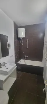 Prodaja, trosoban stan, 79m², Stari grad, Novi Sad - image 12