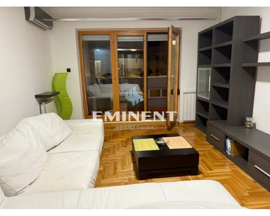 Rent, three bedroom apartment, 78m², Profesorska Kolonija, Palilula Sve Podlokacije