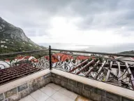 Rent, house, 180m², Blizikuće, Budva - image 8