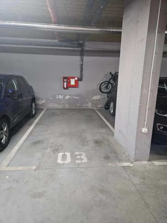 Sale, parking/garage, 13m², Višnjička Banja, Palilula Sve Podlokacije